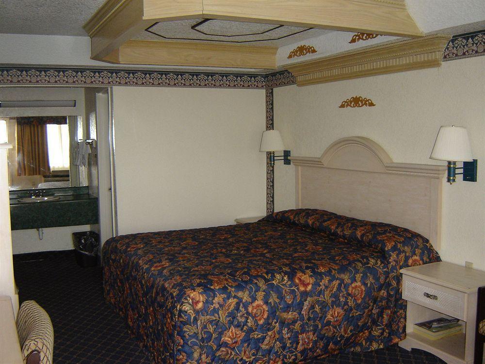 Regency By The 2* Corpus Christi